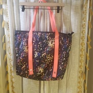 Lululemon yoga bag tote